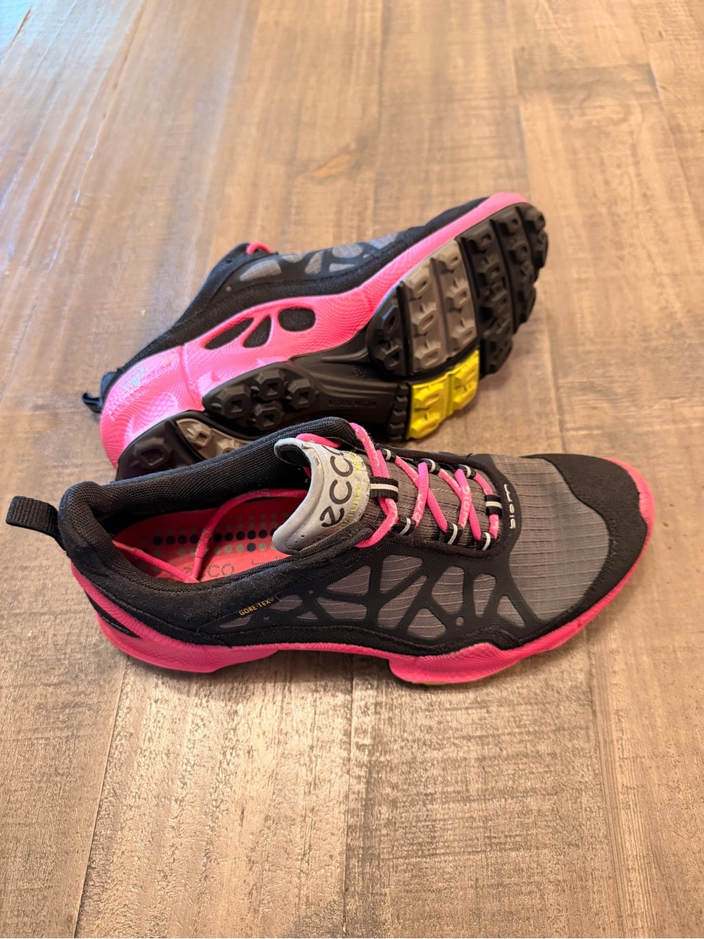 Ecco Biom Natural Motion Trail Sneakers Shoes Size 38 Womens 7.5